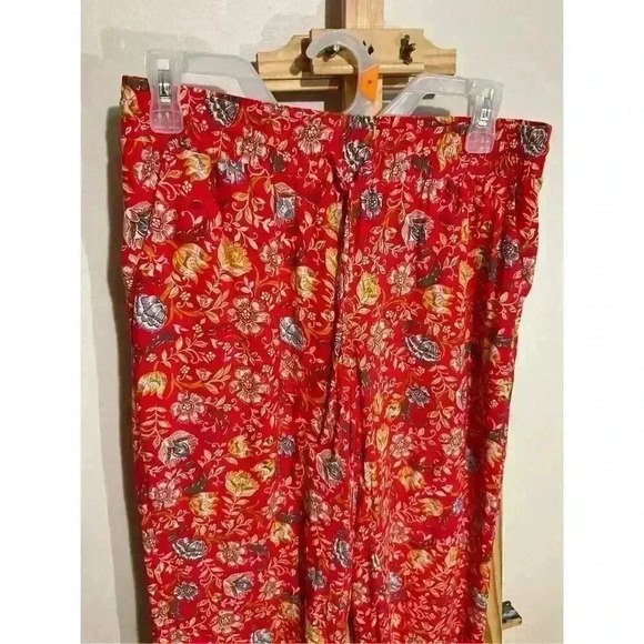 Loft Floral Wide Leg Ankle Pants Red Size XS - Picture 2 of 8